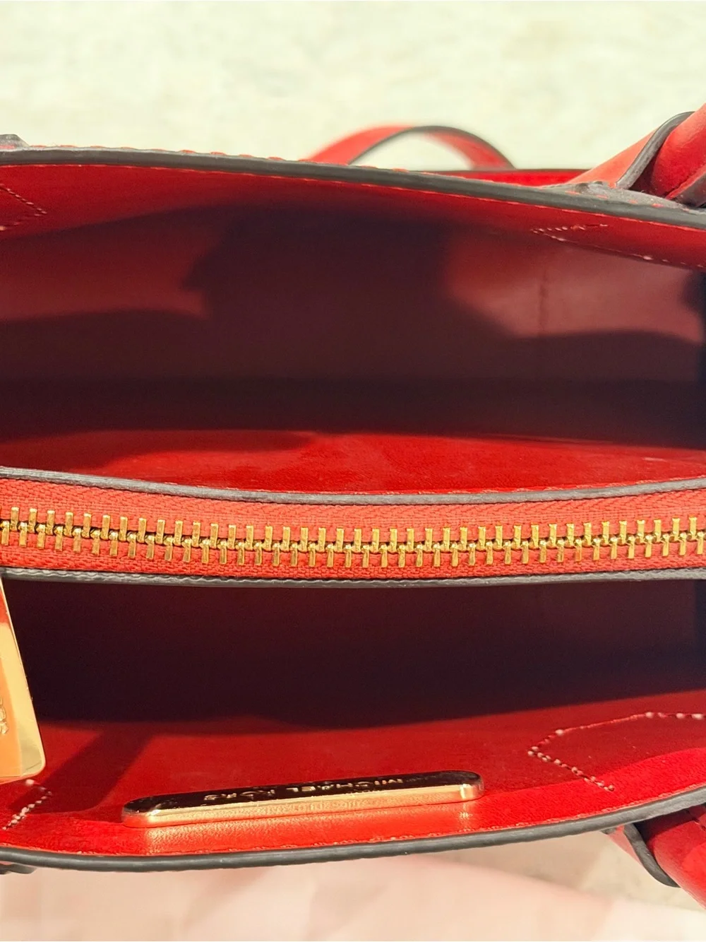 Michael Kors Mercer Medium Messenger Bag - Red/Flame